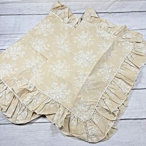 Wamsutta Vintage Ruffled Pillow Shams Standard (2) Cottage Beige White Floral